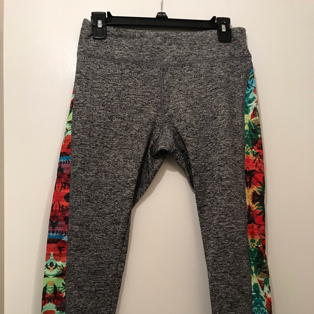 Lularoe Jade Workout pants, BNWOT, grey, M